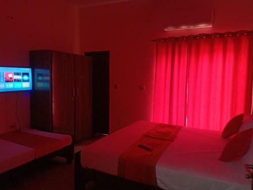 Second Home Hotel Lahore