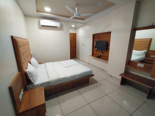 Hotel Neelkamal