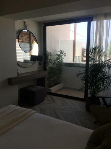 Hostal Nikos Rooms