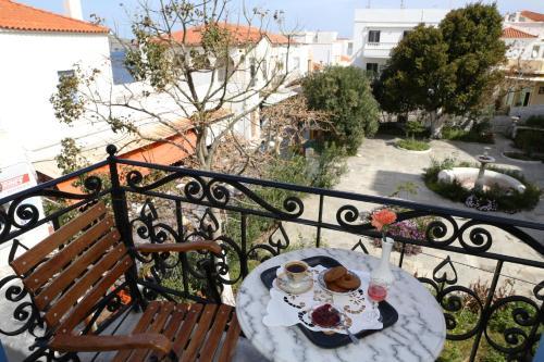 Aegli Hotel