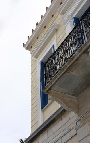 Aegli Hotel