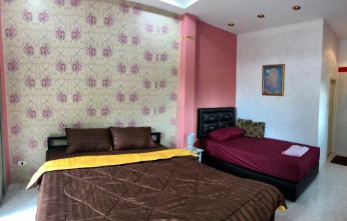 Hostal Golf House