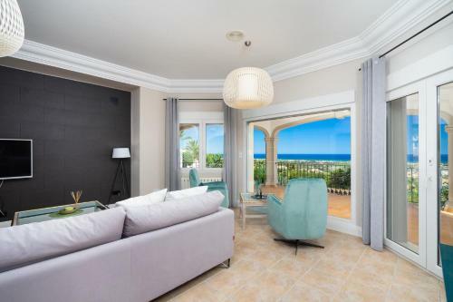 Marvelous Villa With Panoramic Sea View & Pool