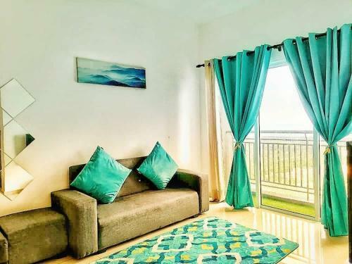 Apartamento Enjoy The Sunset @ Bright Mesahill Condo
