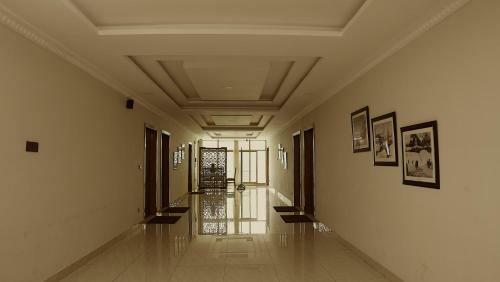 Grand Taj Hotel