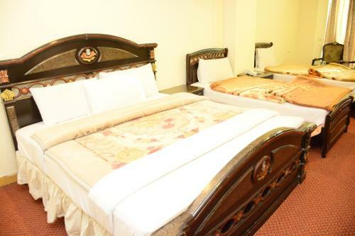 Hotel Move-n-pick Murree