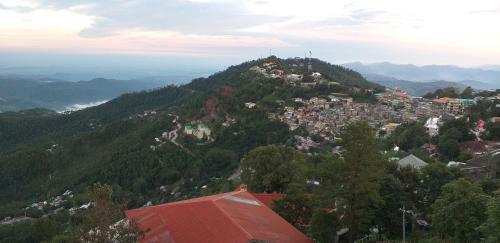 Hostal Awesome Murree View, Honeymoon Suite Room