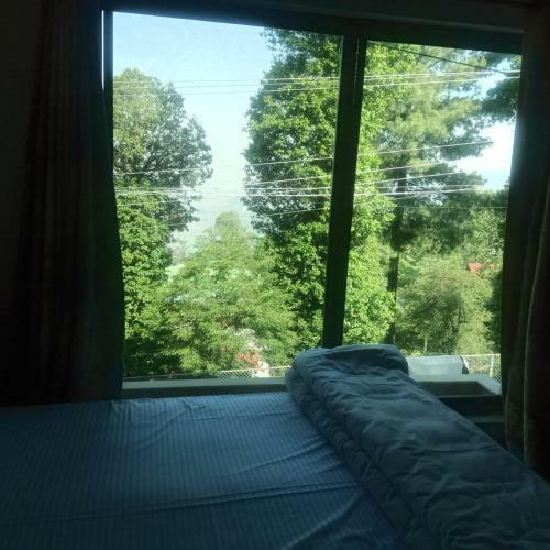 Hostal Alvadi Hotel