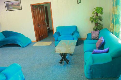 Hostal Alvadi Hotel