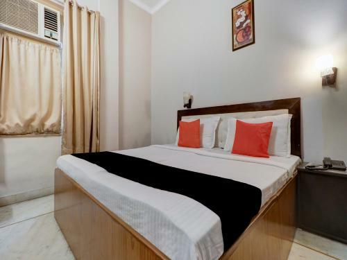 Oyo Capital O 73432 Hotel Divine