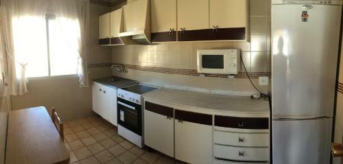 Apartamento Flat With Sea Views 200m From The Beach