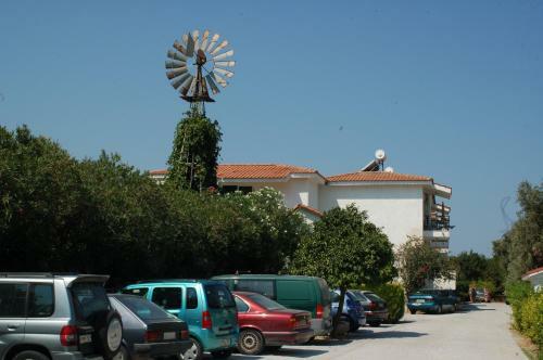 Aparthotel Eleonas Hotel