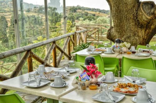 Hostal Iro Suites