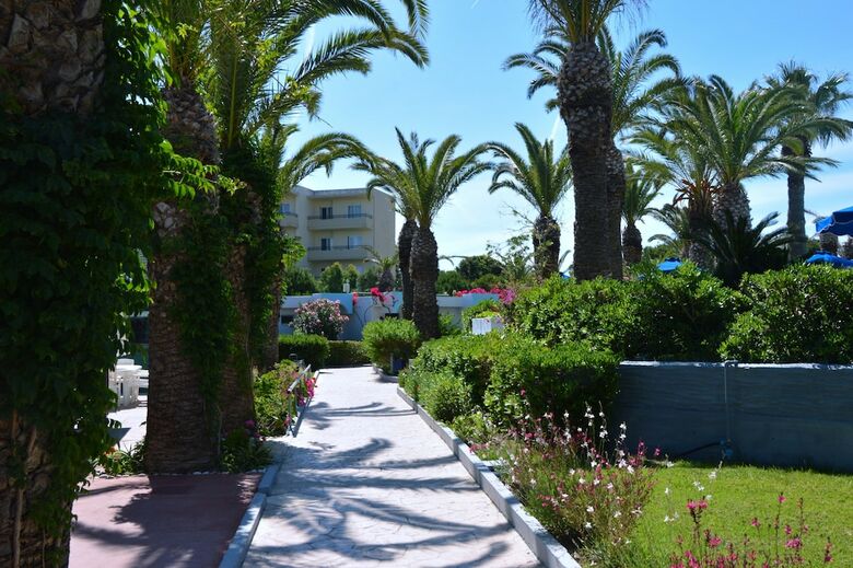 Hotel Blue Horizon