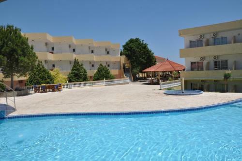 Aparthotel Fantasy Hotel
