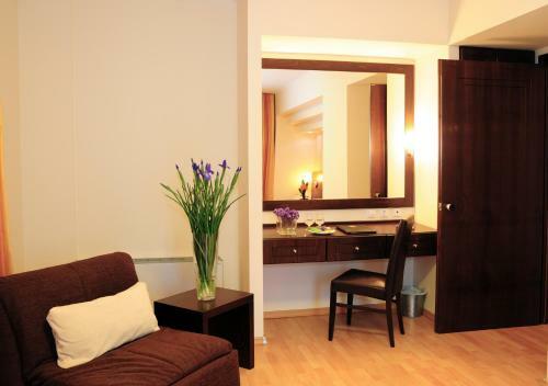 Hotel Flisvos