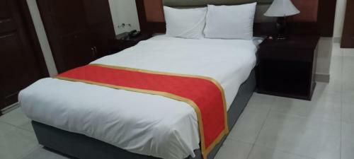 Yes Bd Hotel Group