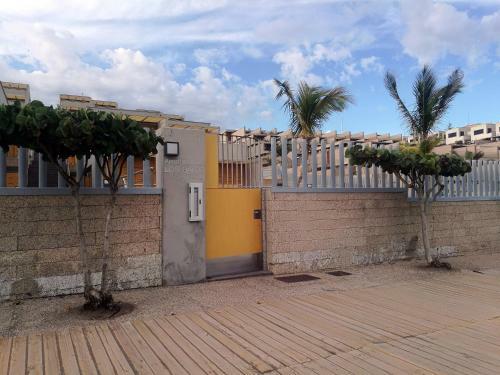 111 M�dano Surf Beach Apartment By Sunkeyrents