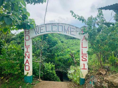 Bed & Breakfast Bolinao Transient House B