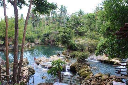 Bed & Breakfast Bolinao Transient House B