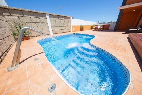 The Sunflower Villa - By Medano4you