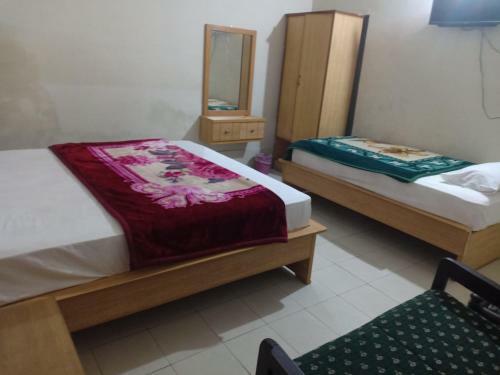 Al-hateem Hotel