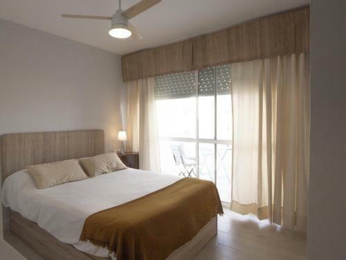 Apartamento Primera L�nea de Playa Terraza Y Vista Al Mar