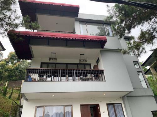 Platinum Dago Resort Villa 15px Private Pool Bandung