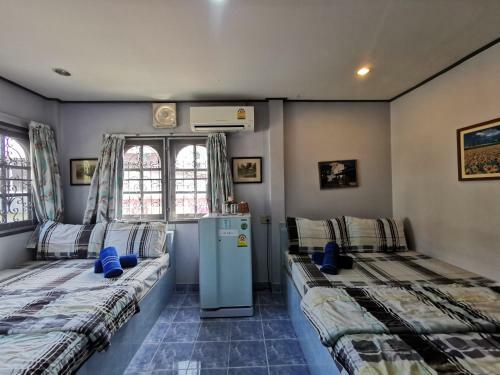 Hostal Samiya Guesthouse
