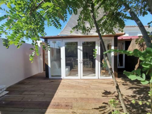 Casita Independiente Con Terraza