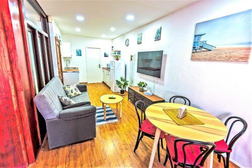 Plaza Noria Apartments With Balconies