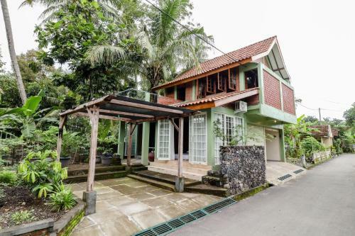 Hostal Omah Kemiri 4 Yogyakarta