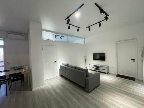 Seven City Apartments