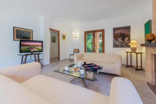 Villa Puerto Pollen�a Con Piscina Privada