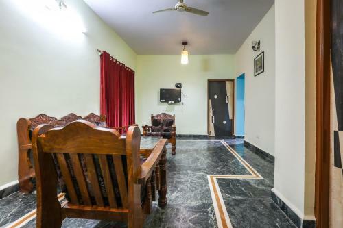 Hotel Oyo 61769 Laxmi Palace