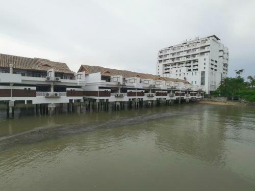 7319 Water Chalet-nice Sea View