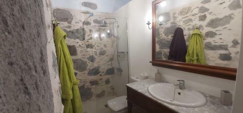 La Casa Nueva Jacuzzi 6p, Wifi ,bbq, AC