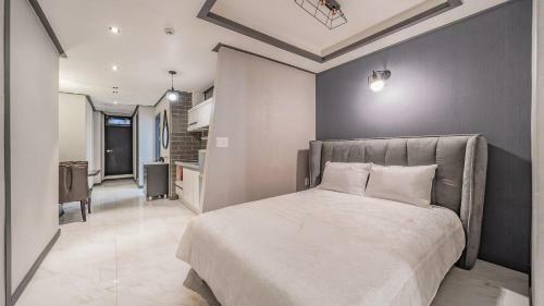 White Beach Pension