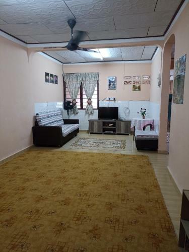 Homestay Paklah Tambun