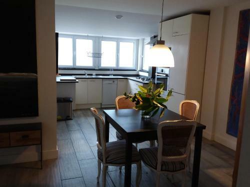 Apartamento En La Colina 1 Monta�ealde