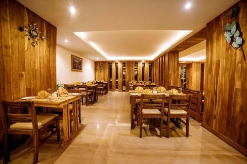 Hotel Aabas Pokhara