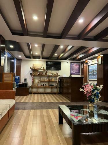 Hotel Middle Star