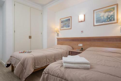 Ideal Marina II Beachfront Apartment!