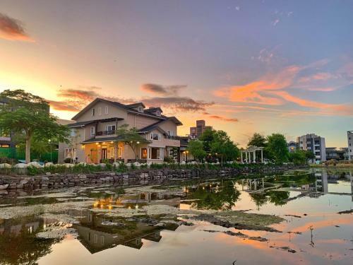 Dong Shan He B&B