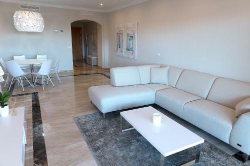 Marina Luxury Apartment