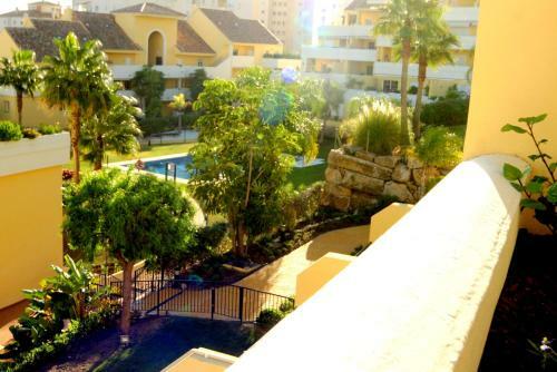 Attractive Apartment (Pa 4-17)