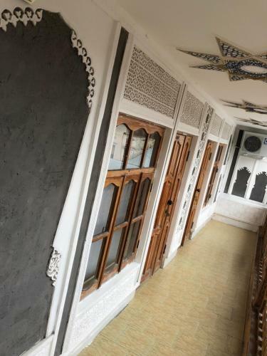 Sukhrob Barzu Hotel