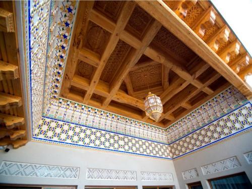 Labi Rud Hotel