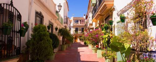 Apartamento First Line Beach Sea View Estepona