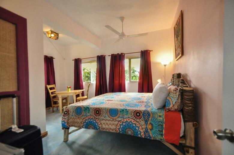 Aparthotel La Isleta